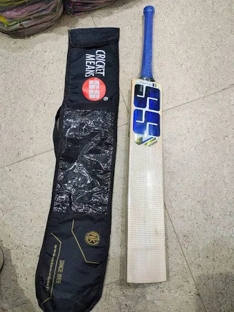 SS STRIKER KASHMIRI WILLOW BAT