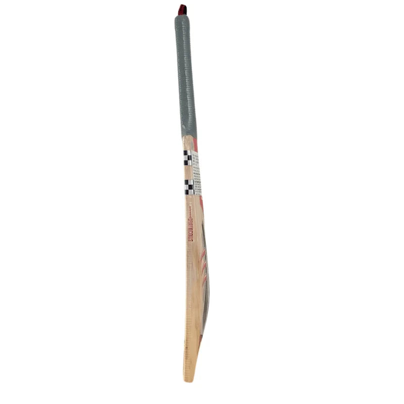 Gray-Nicolls GN2 Predator Bat – English Willow