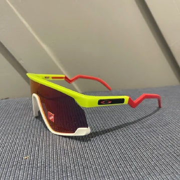 OAKLEY BXTR SUNGLASSES
