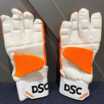 DSC PRO WICKETKEEPING INNER GLOVES