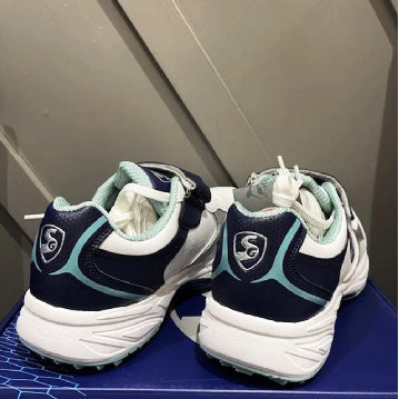 SG ARMOUR CRICKET SHOES