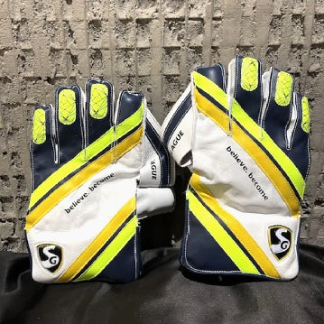 SG LEAGUE WICKET KEEPING GLOVES