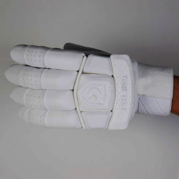 GORTONSHIRE TRUE TEST CRICKET BATTING GLOVES MENS SIZE