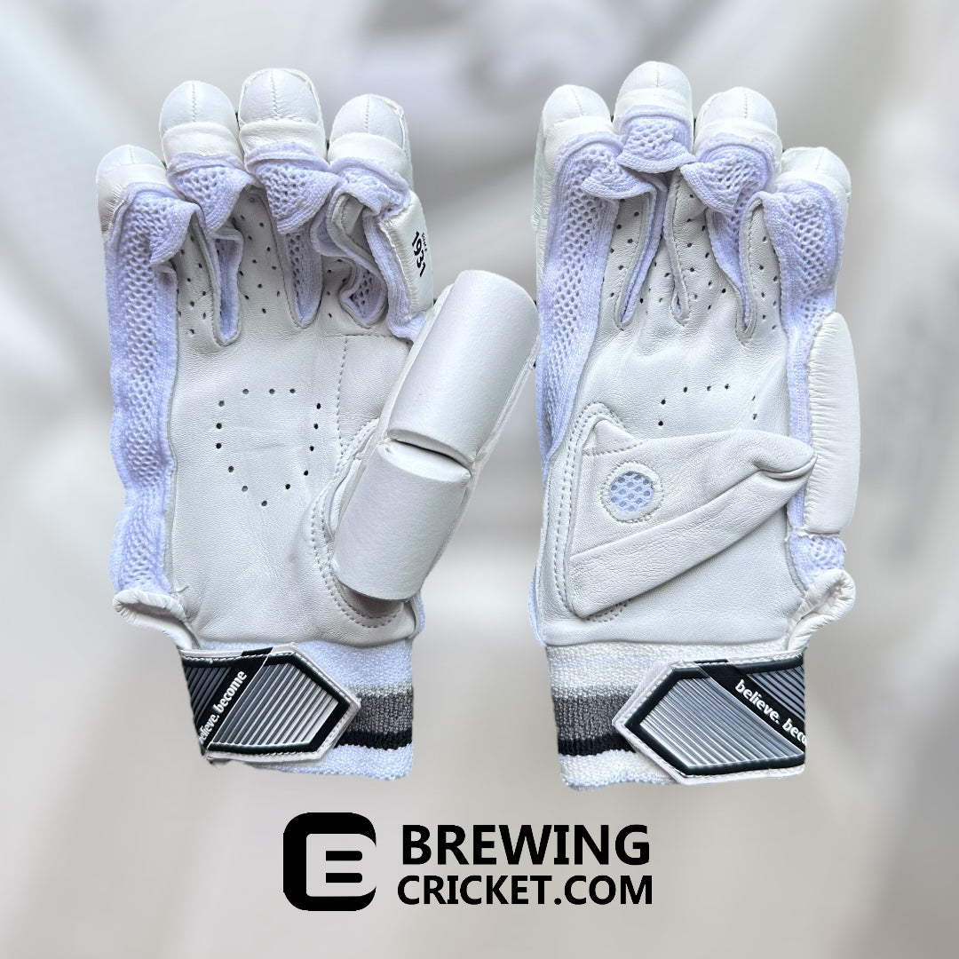 SG KLR1- Players Batting Gloves