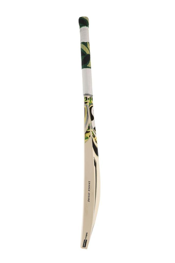 SG Savage Strike - Cricket Bat