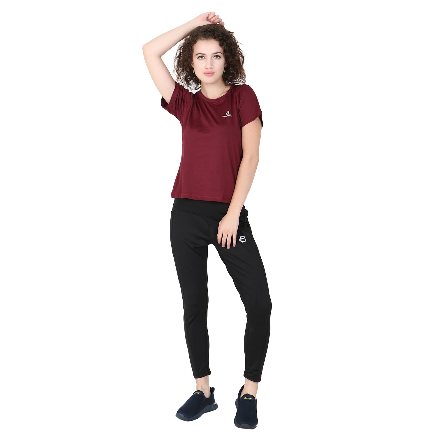 ELNA ROUND NECK T-SHIRTS