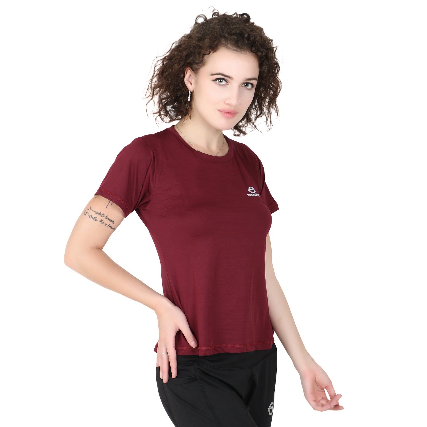 ELNA ROUND NECK T-SHIRTS
