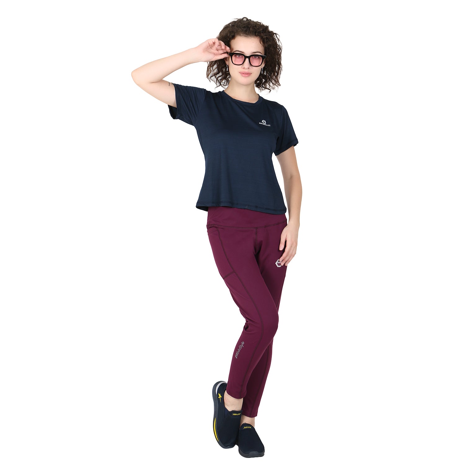ELNA ROUND NECK T-SHIRTS