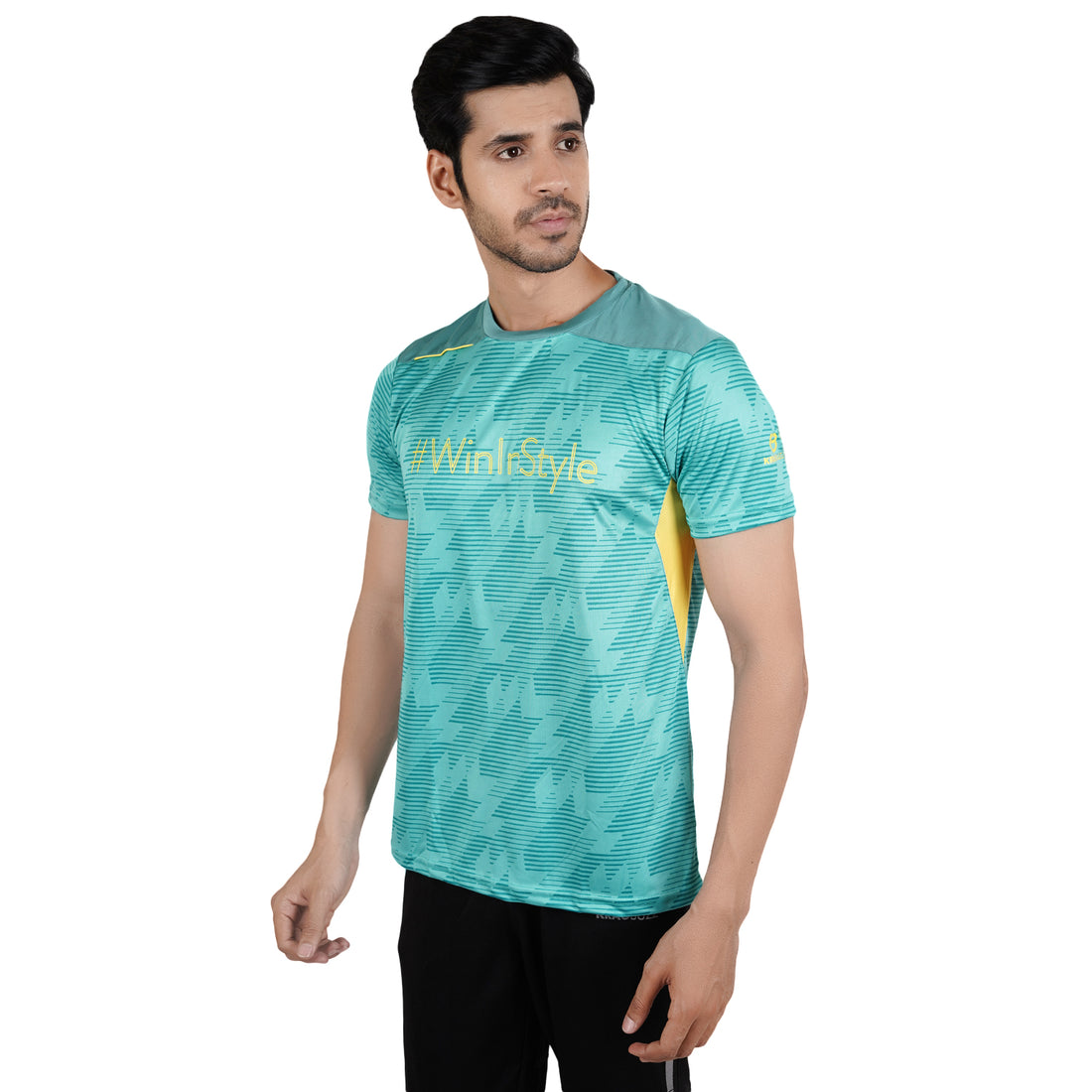 Zig Zag Round Neck