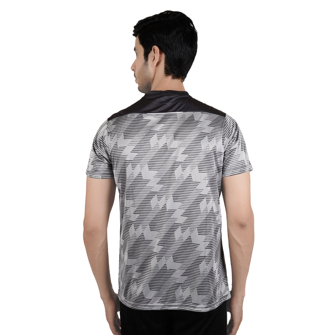 Zig Zag Round Neck