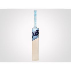 NB DC 640 ENGLISH WILLOW CRICKET BAT