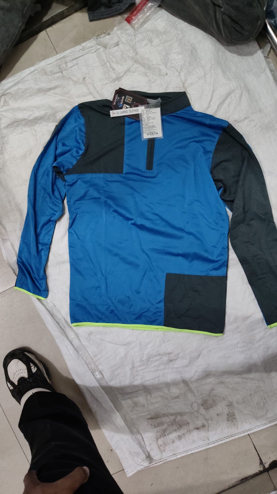Acro Zip Collar T-SHIRTS