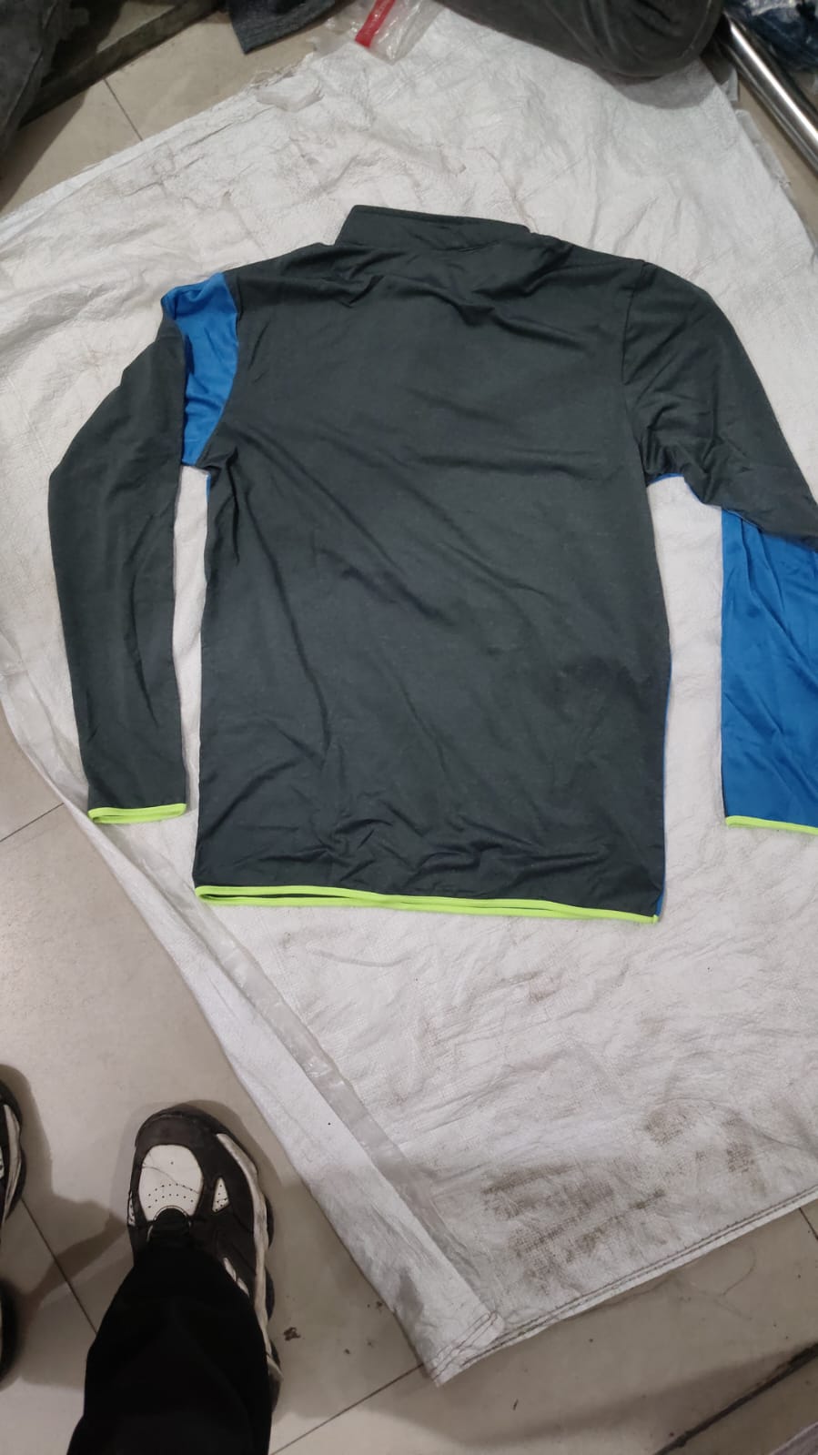 Acro Zip Collar T-SHIRTS