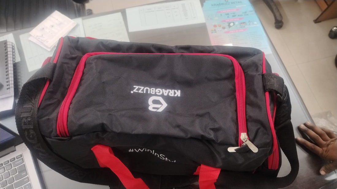 ASSUME TRAVEL BAG