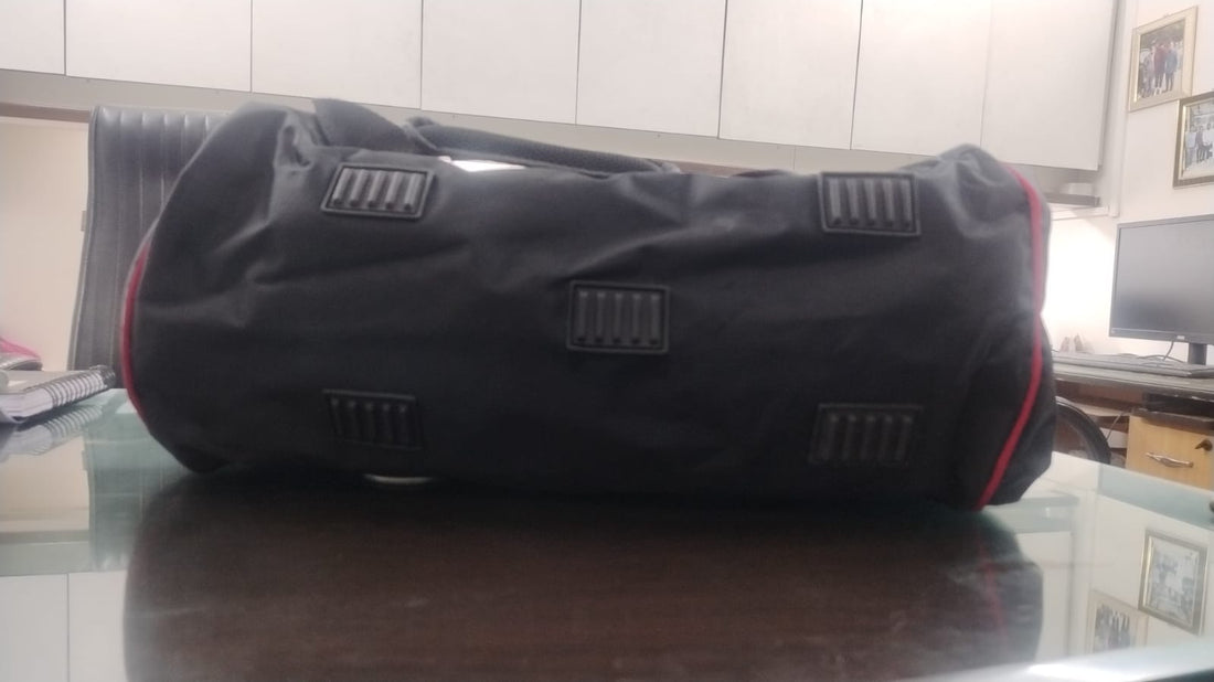 ASSUME TRAVEL BAG