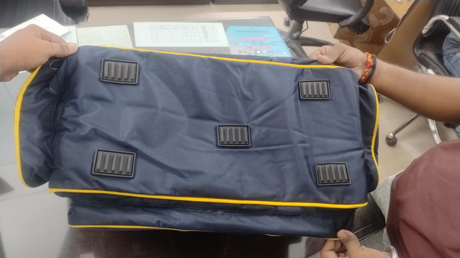 DISCO TRAVEL BAG