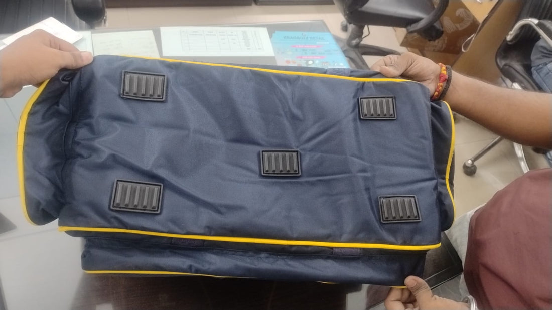 DISCO TRAVEL BAG