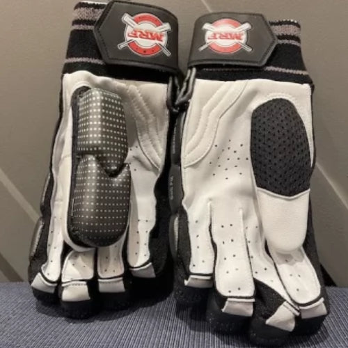 MRF GENIUS LIMITED EDITION BATTING GLOVES