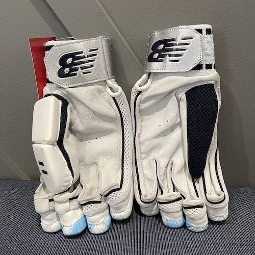 NEW BALANCE DC 580 BATTING GLOVES