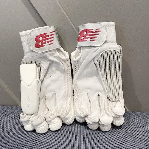 NEW BALANCE TC 660 BATTING GLOVES