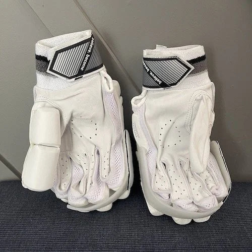 SG KLR ARMOUR BATTING GLOVES