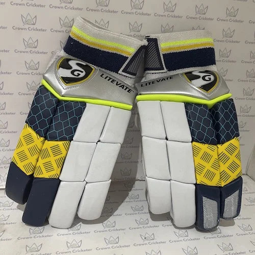 SG LITEVATE BATTING GLOVES