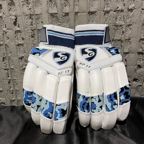 SG RP 17 BATTING GLOVES