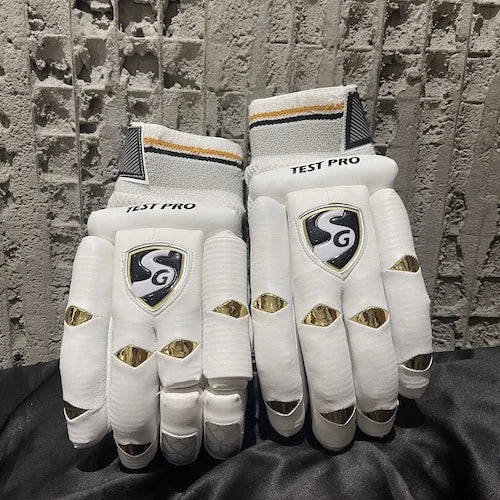 SG TEST PRO BATTING GLOVES