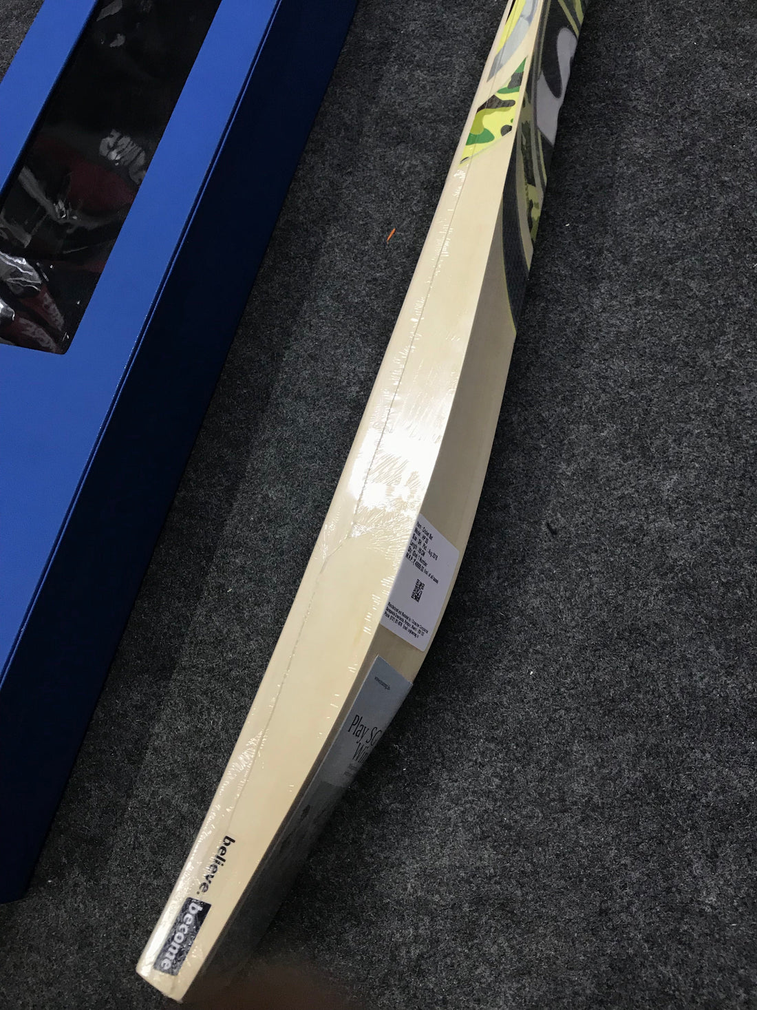 SG HP 33 - Players Cricket Bat