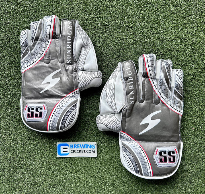 SS Ton Aerolite - Keeping Gloves