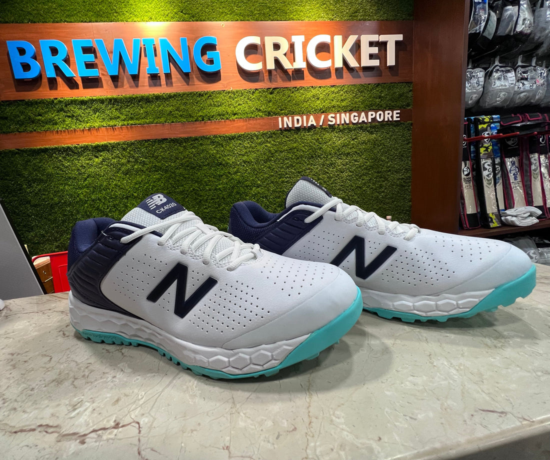 New Balance CK4020 J4 - Cricket Shoes