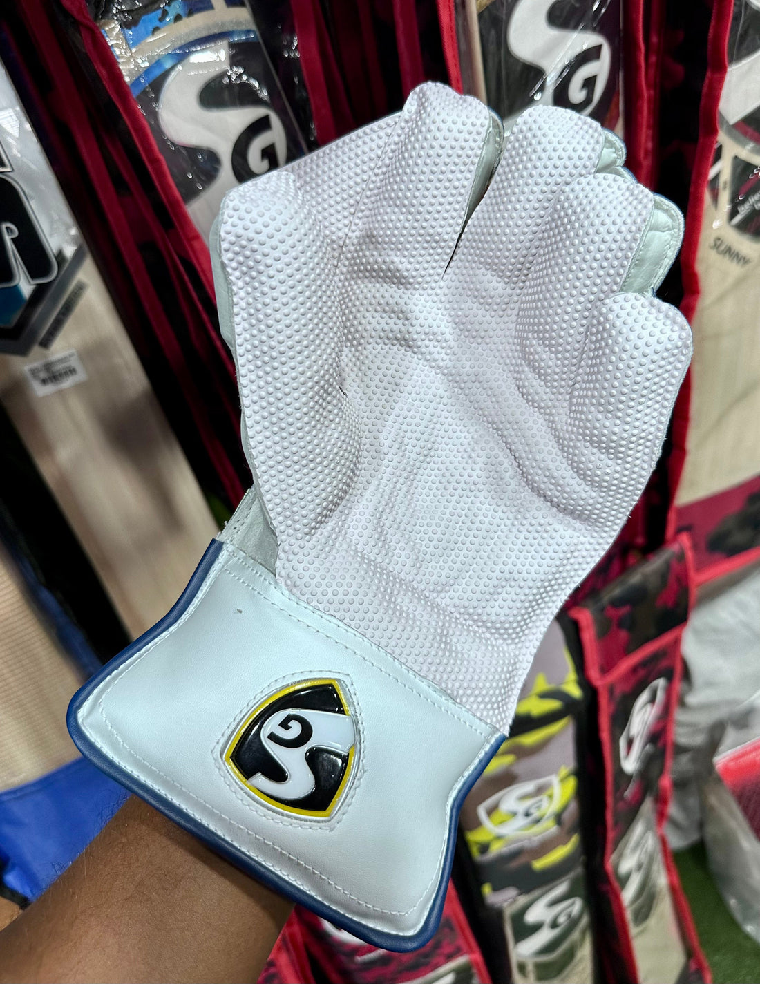 SG League - Keeping Gloves