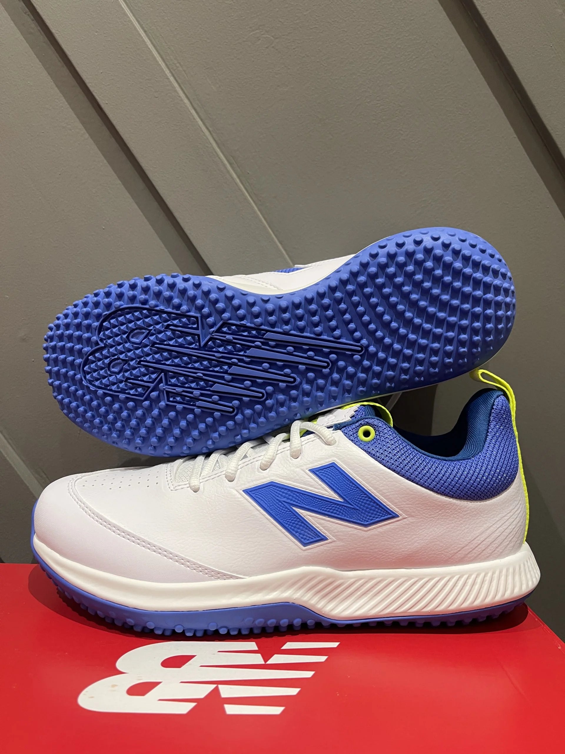 New Balance CK 4020 R5 Cricket Shoes