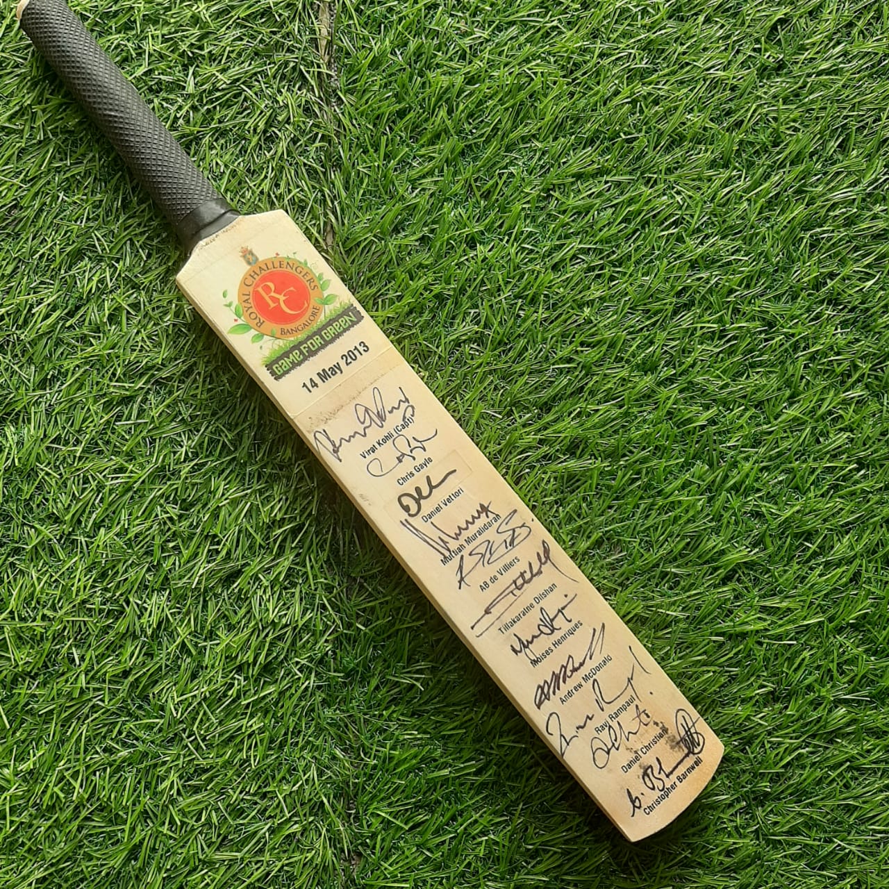 New Balance Signature Bat