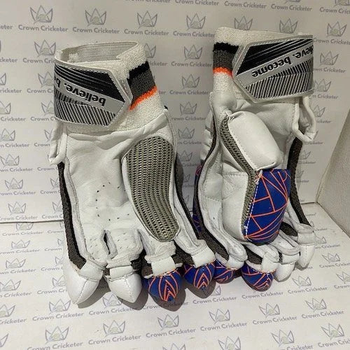 SG LEAGUE BATTING GLOVES