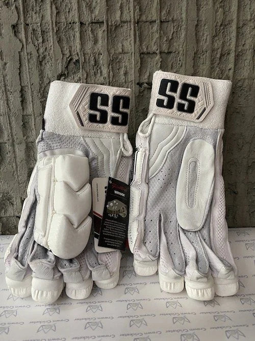 SUNRIDGES MILLENIUM PRO ALL WHITE GLOVES