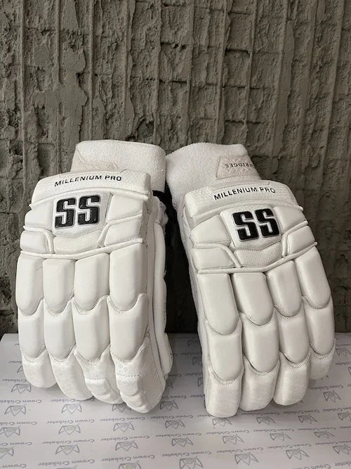 SUNRIDGES MILLENIUM PRO ALL WHITE GLOVES