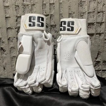 SUNRIDGES PRESTIGE BATTING GLOVES